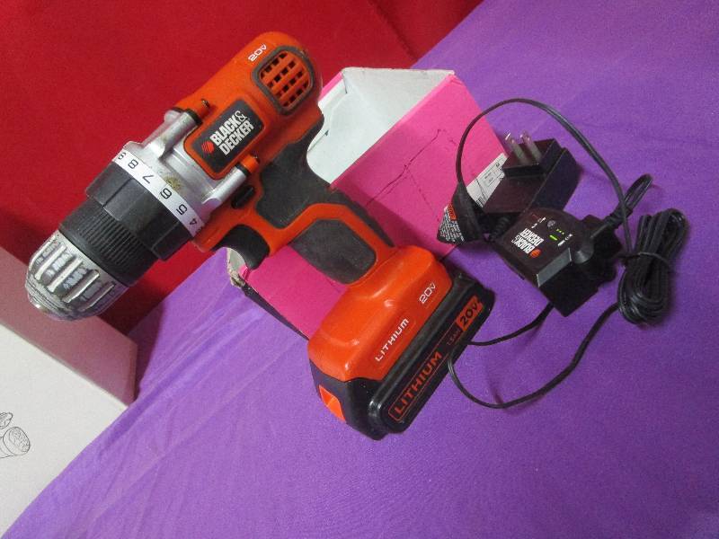 lot 8801 image: Electric Drill