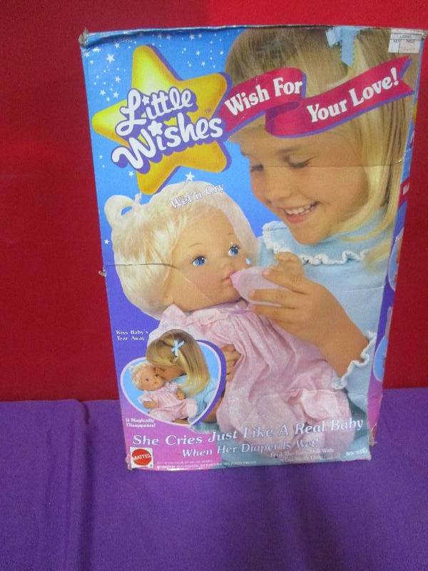 lot 8917 image: Little Wishes Doll