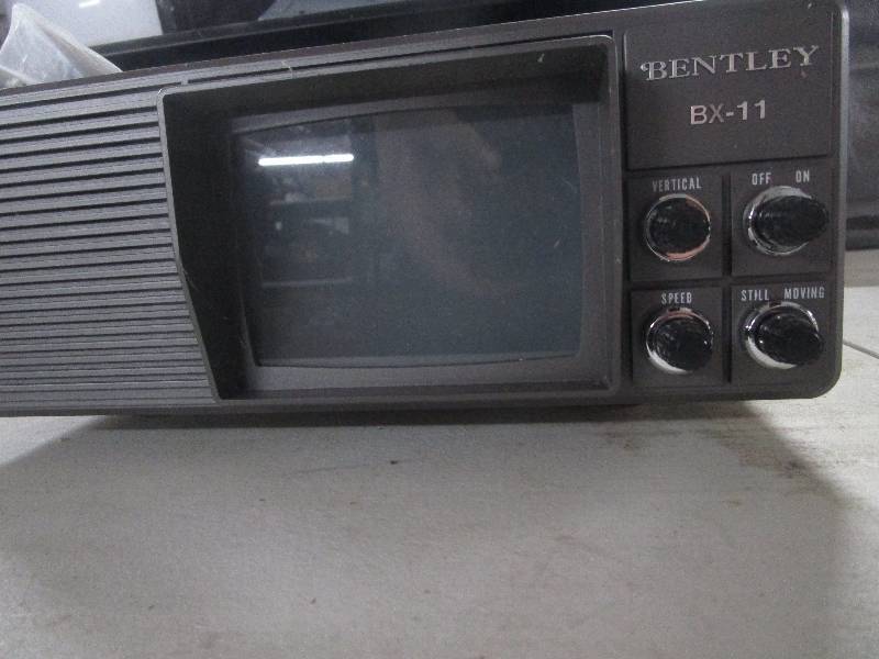 lot 8954 image: Bentley Tv