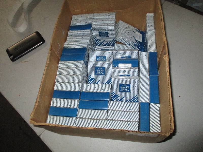 lot 8910 image: Lot of Avon Products