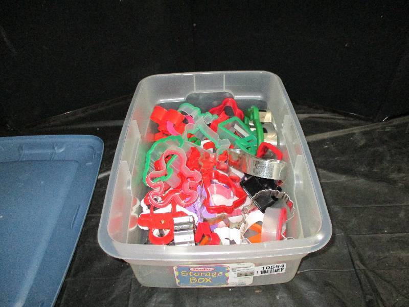 lot 10554 image: Cookie Cutter Lot