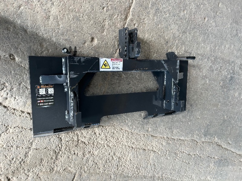 lot 2478 image: Unused Wolverine 3 Point Quick Tach PT-16-01C