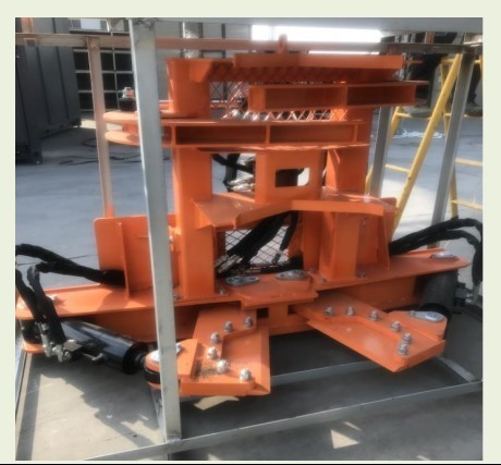 lot 1090 image: Unused 2024 Suihe  Greatbear Skid Steer Tree shear with Grapple