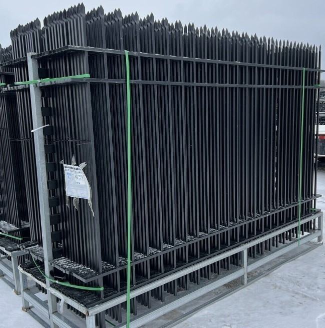 lot 1191 image: New  Suihe Pallet Of 10ft x 6.5ft Power Coated Steel Frame Fencing