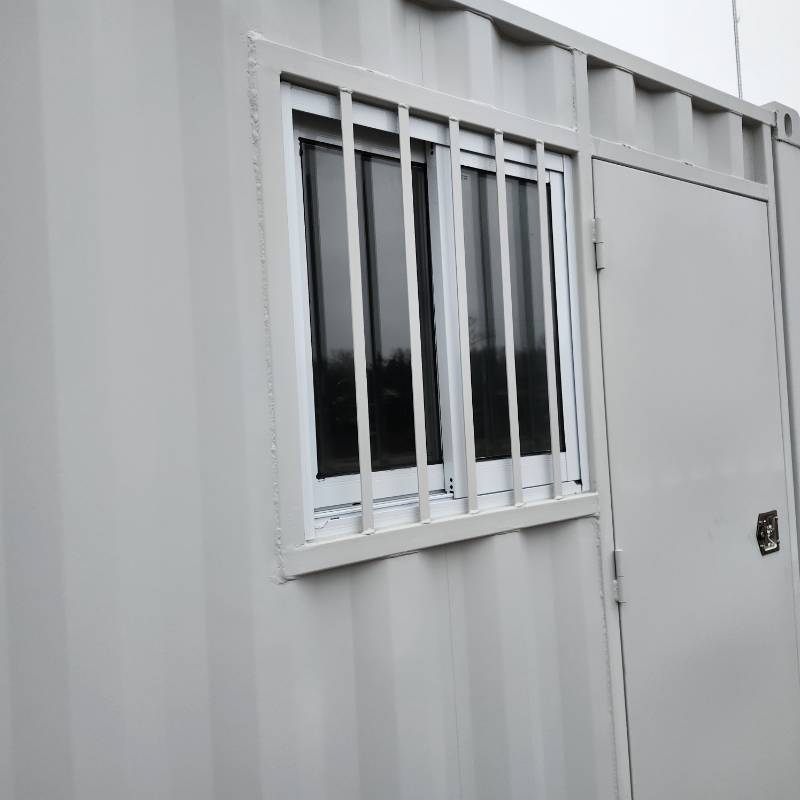 lot 6501 image: Unused 10 Ft Container W 1 Door &amp 1 Window