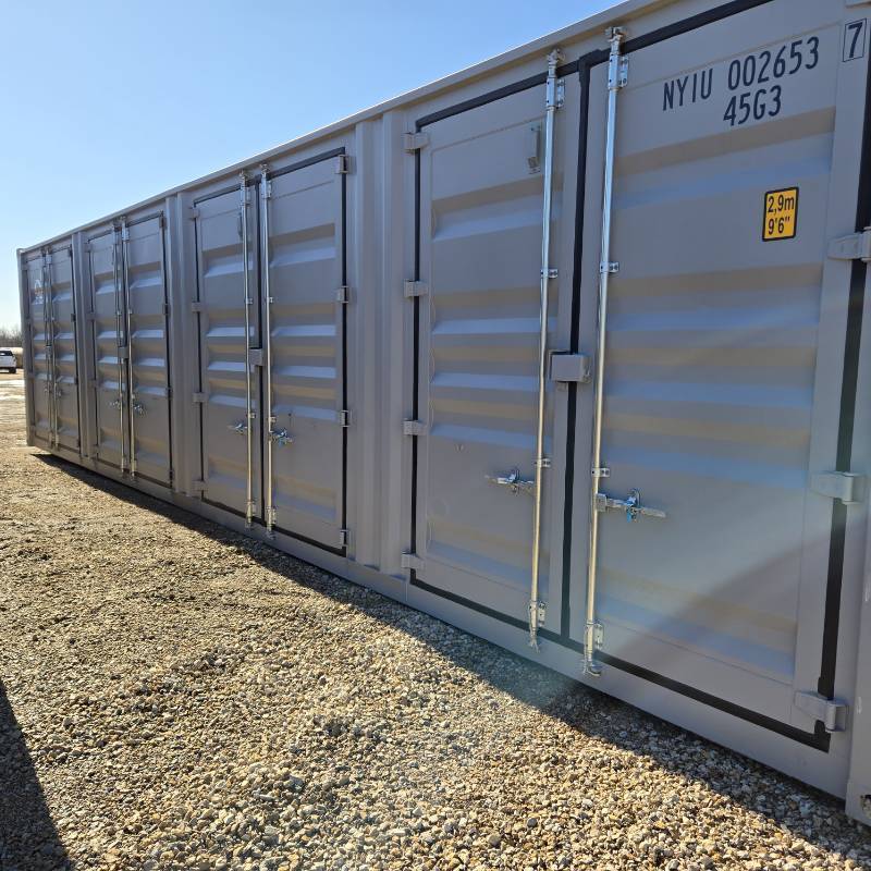 lot 1899 image: 2025 40 High Cube Storage Container, APPROX 102 TALL X 96 WIDE X 40 DEEP  NYIU0028885