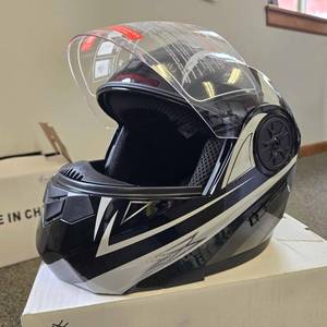 lot 105 image: Unused Full Face Motorcycle Helmet DOT Certified  Black and Silver Graphic Design  Adult XXL