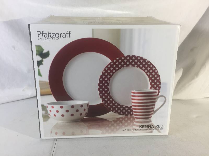 lot 6330 image: Phalztgraff Kenna Red Dinner set