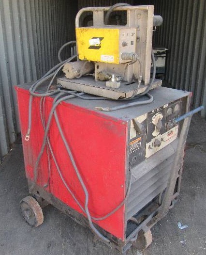 lot 5958A image: Lincoln Electric Idealarc DC-400 Welder