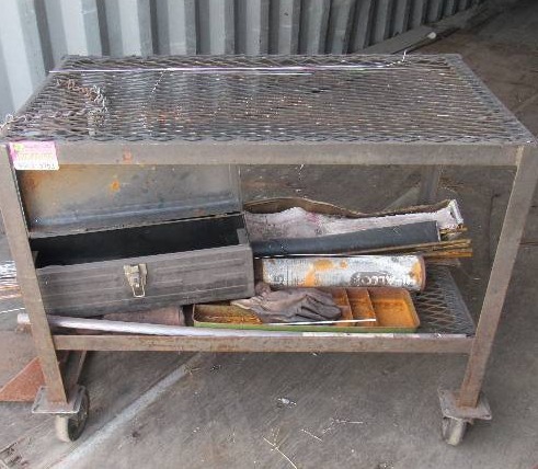 lot 5962 image: Welding Cart