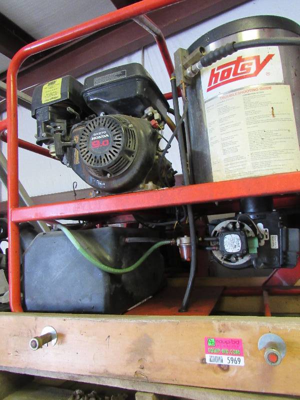 lot 5969 image: Hotsy Commercial Power Washer