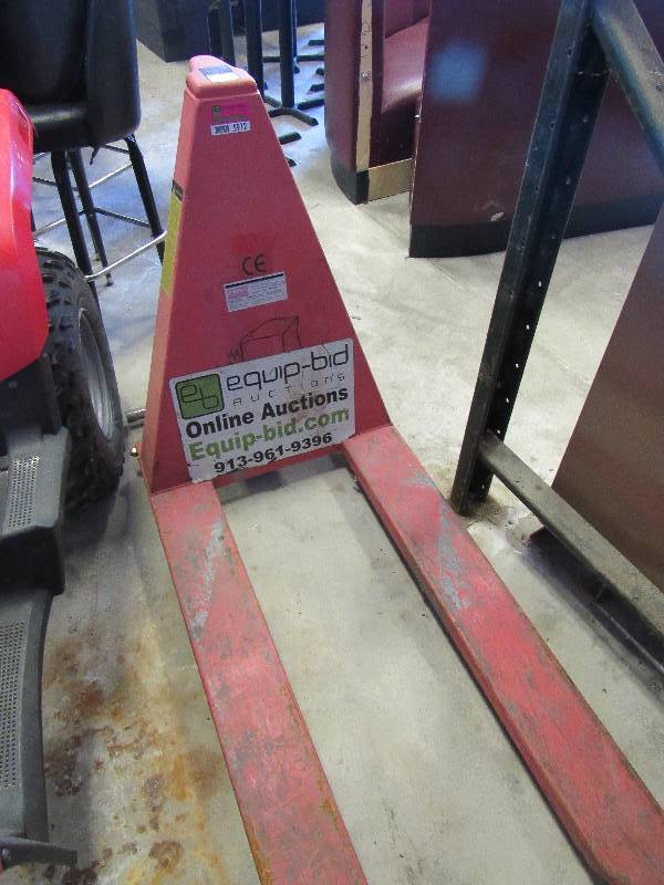 lot 5972 image: Electric High Lift Pallet Jack