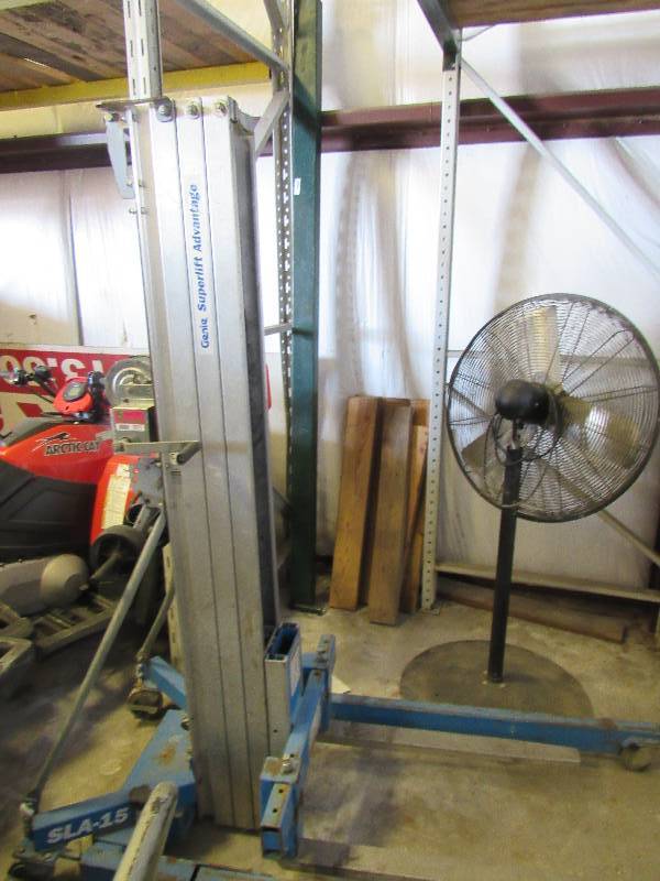 lot 5975 image: Genie Superlift Advantage  SLA-15