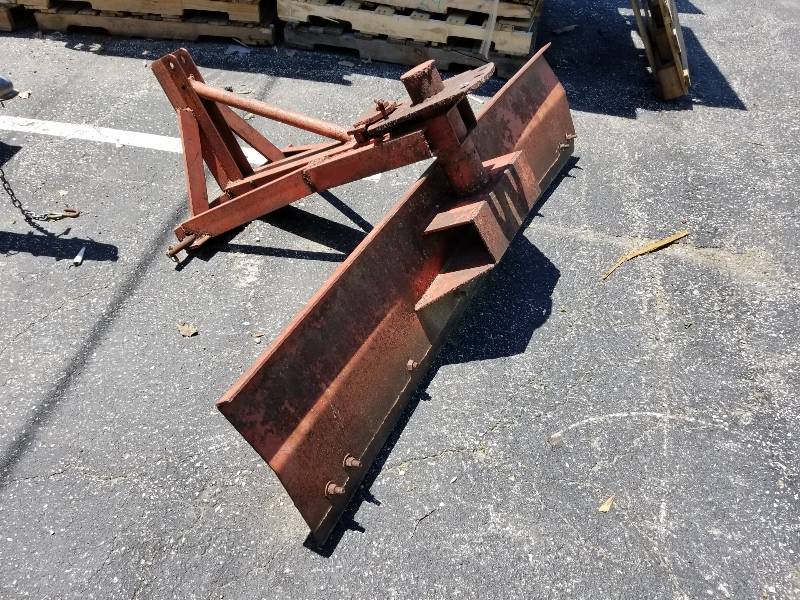 lot 5993 image: 60 inch rear blade for tractor