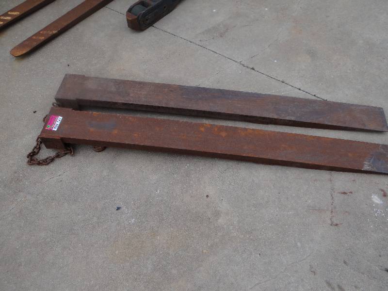 lot 8367 image: Set of Fork Extensions