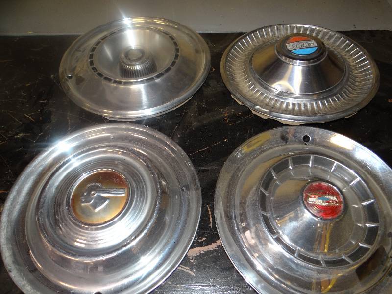 lot 8389 image: Lot of 4 Various Model Hubcaps