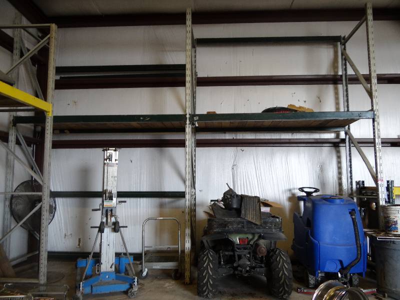 lot 3462 image: 2 Sections of Pallet Racking
