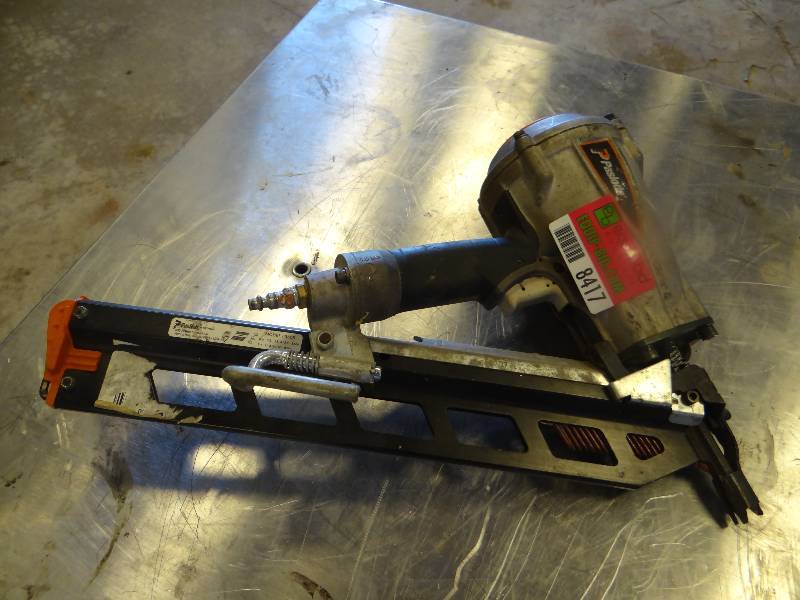 lot 8417 image: Paslode Pneumatic Nailer - Model F350S