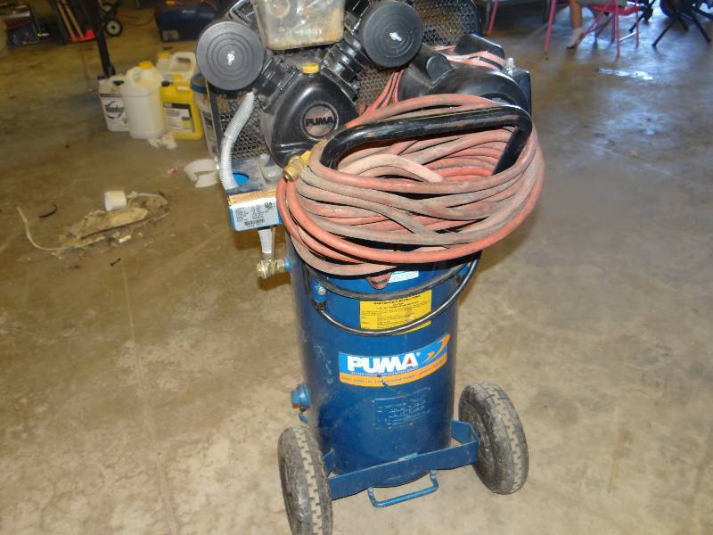 lot 8427 image: Puma Model PK-5020VP Air Compressor