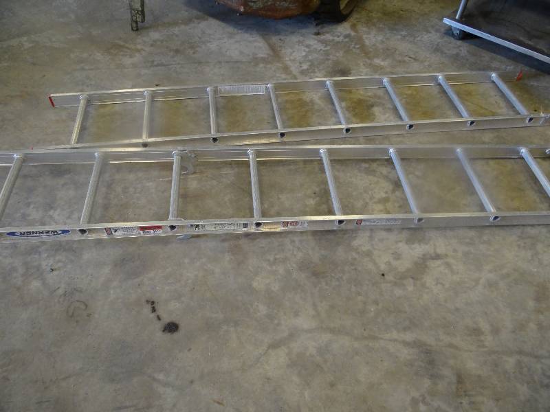 lot 8447 image: Werner Aluminum Extension Ladder