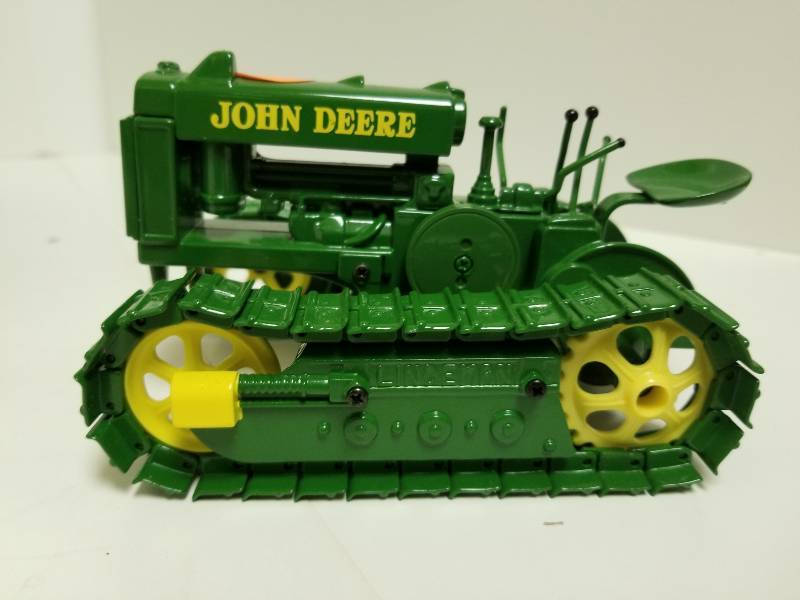 lot 1017 image: John Deere Lindeman Crawler 116 diecast metal crawler replica by SpecCast