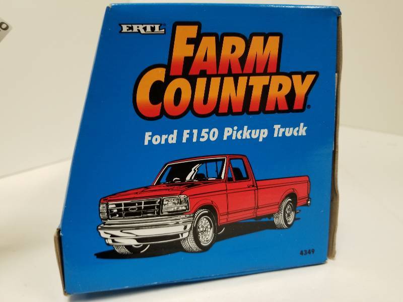 Ertl Farm Country Ford F150 Pickup Truck , 1/16 scale