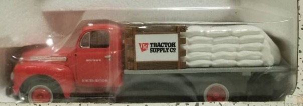 lot 1034 image: First Gear Precision Collectible 1951 Ford F-6 Tractor Supply Co. Half Rack Stake Truck, 164 scale, # 950817, NIB