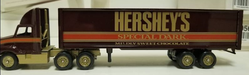 lot 1045 image: Winross Semi Hersheys Special Dark Chocolate Truck, 164 scale, NIB