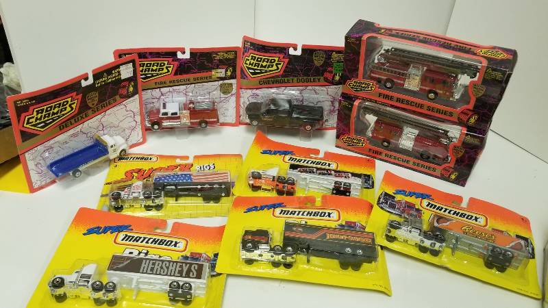 lot 1089 image: Super Matchbox Rigs and Road Champ Semis 10 units