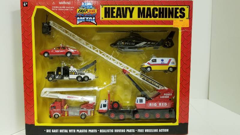 lot 1130 image: Heavy Machines FireAmbulancePolice Rescue  6 piece Set.  NIB, see pix