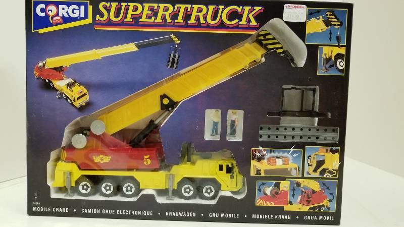 lot 1134 image: Corgi Supertruck Mobile Crane, NIB