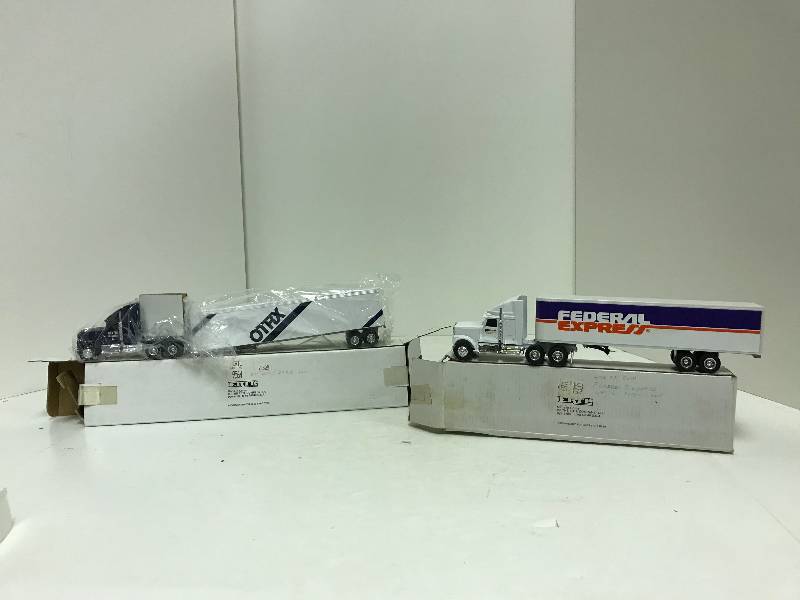 lot 1252 image: 2 each Ertl Semi, Federal Express, 9335, IH NavyOTRX Van, 9564, 164 scale, NIB