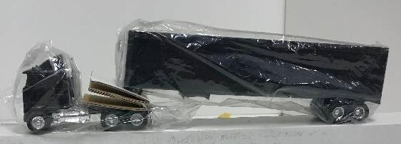 lot 1262 image: Ertl Semi, MAC Semi, 164 scale, See pix for detail, NIB