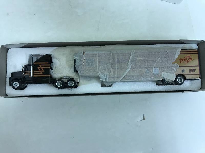 lot 1237 image: Transporter Series Alliance Racing Team Semi, 164 scale, 1 of 2500, See Pix for Detail, NIB