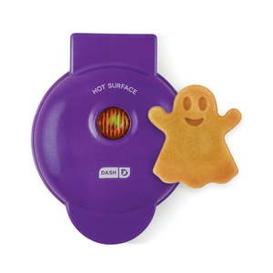 lot 3617 image: Dash Ghost Mini Waffle Maker Purple