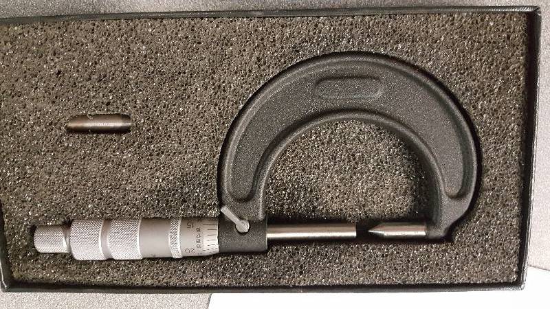 lot 1015 image: Central Tools 6201 Disc Brake Micrometer