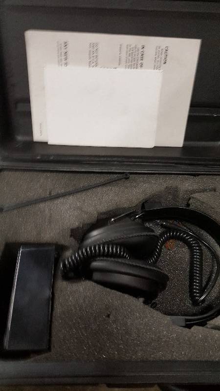 lot 1058 image: Heres a cool set of electronic Ears Find those noises your customer hears with these attached sensors and monitor
