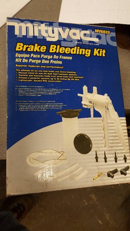 lot 1068 image: Real handy if you work by yourself is this Mityvac brake bleeding system kit
