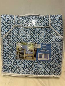 lot 3160 image: Envogue 2 Piece Reversible Chair Cushion Set 1 Pillow 1 Seat Cushion