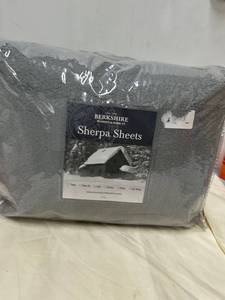lot 3225 image: Berkshire Sherpa Sheets Grey Full Size