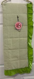 lot 3228 image: The World Traveler Collection Green White Blanket