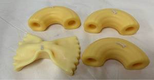 lot 3236 image: Set of 4 Riga Toni Soy Wax Pasta Candles