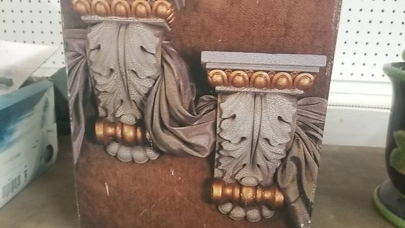 lot 4061 image: Pair of Ornate Window Scrolls- Appear Unboxed