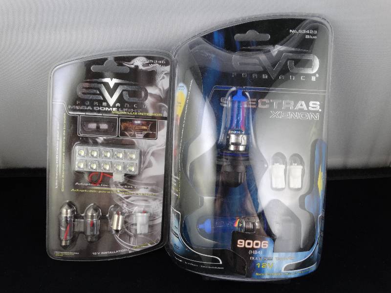 lot 2166 image: Evo mega chrome light and spectras xenon    Light Lot NEW Automotive