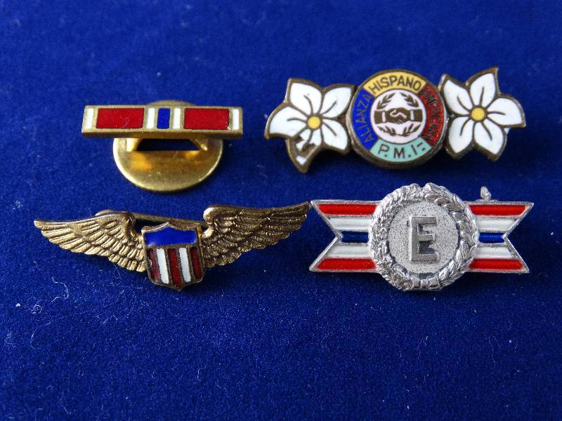 WWII World War 2 Army Uniform Pins | Vintage Galore! Military- Jewelry ...