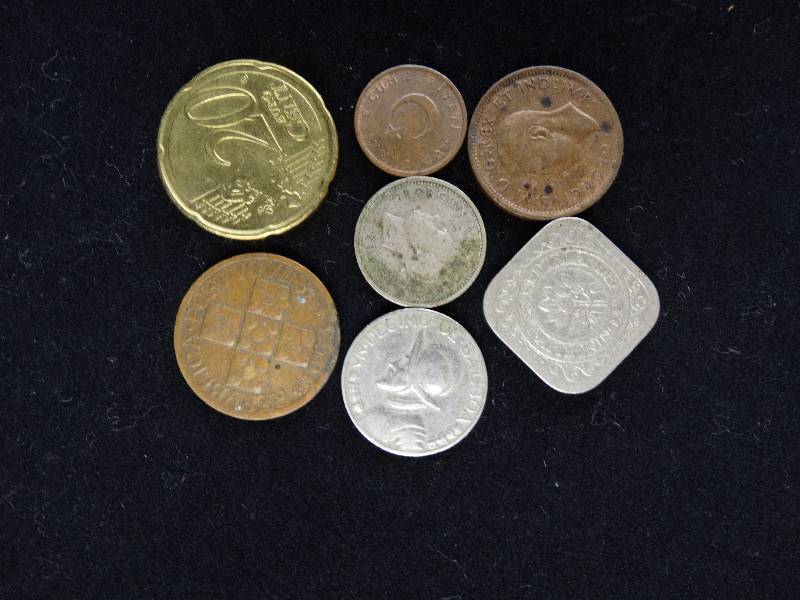 lot 2175 image: Foreign Coin Lot