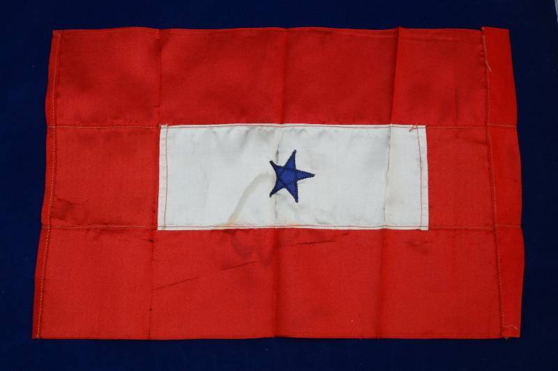 lot 2200 image: Small Silk Flag- Early 1900s