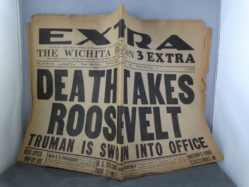 lot 2222 image: April 1945 Newspaper Front Page- Roosevelt Death