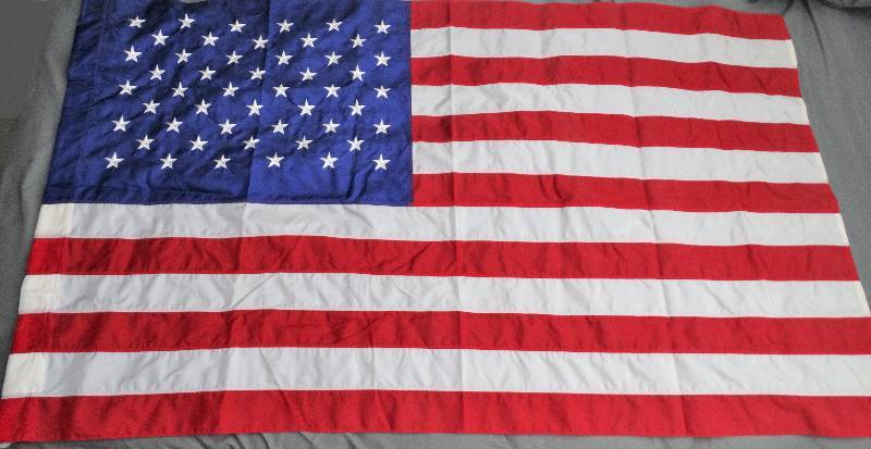 lot 2236 image: Dura Lite Nylon United States Flag