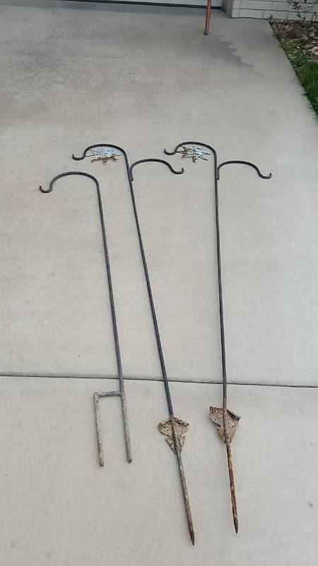 lot 4090 image: Decorative Shepard Hooks- 3 Total
